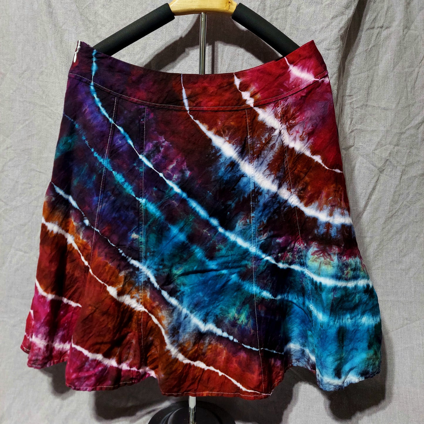 Flared Skirt - Petite Medium (10-12) - Geode