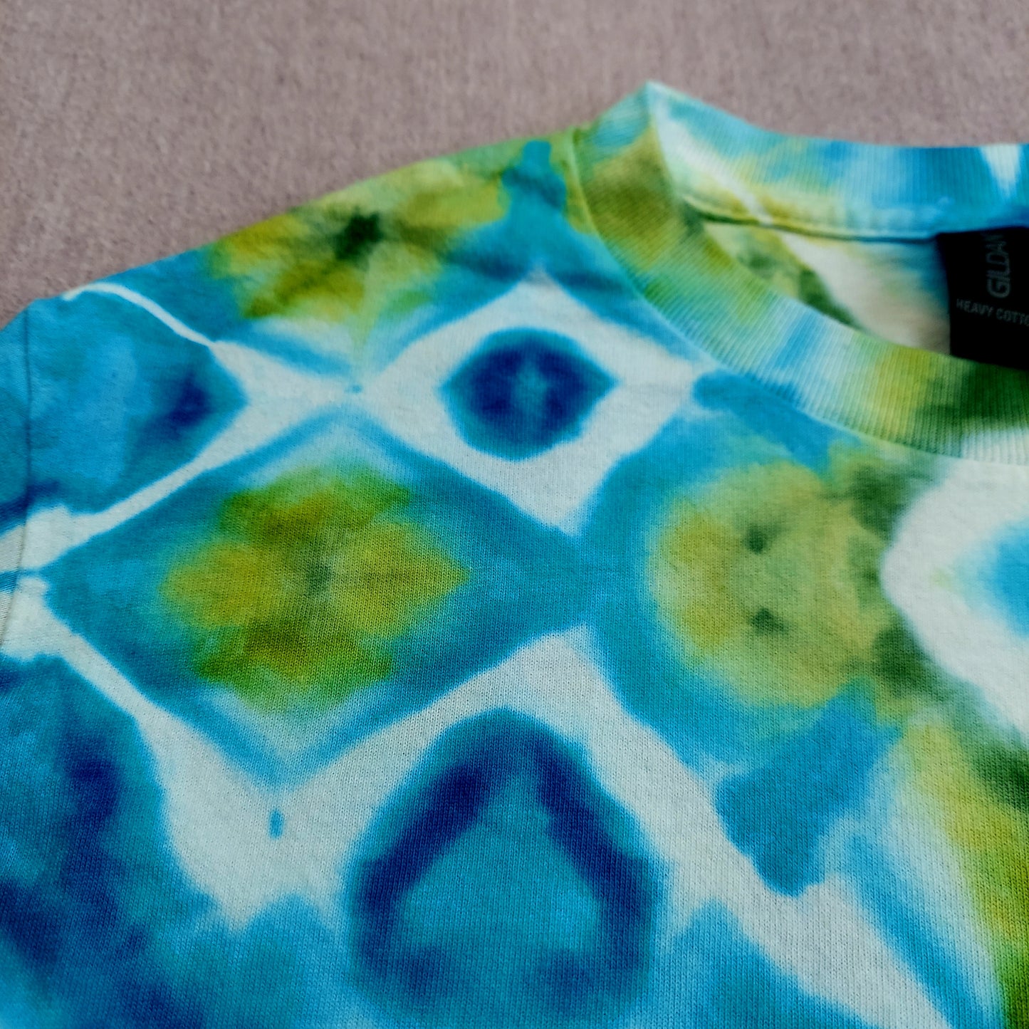 Crew Neck T-Shirt - Unisex Small - Glitch, Blue/Green